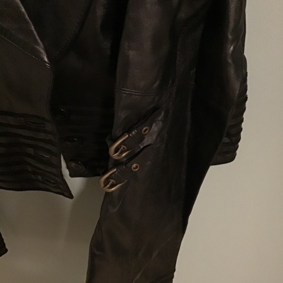 Genuine Leather Moto Cropped Jacket - Picture 4 of 4